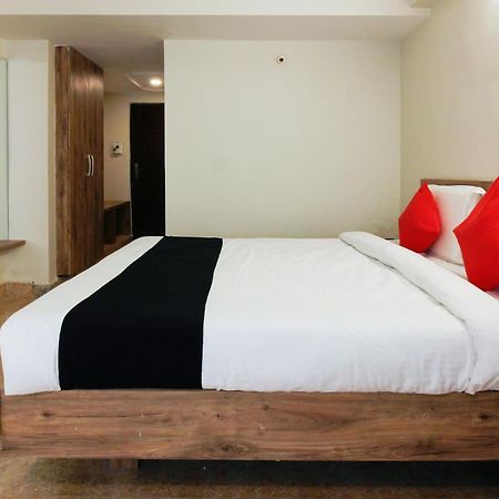 Capital O Sri Suprabhat Grand Near Kachiguda Railway Station 하이데라바드 외부 사진