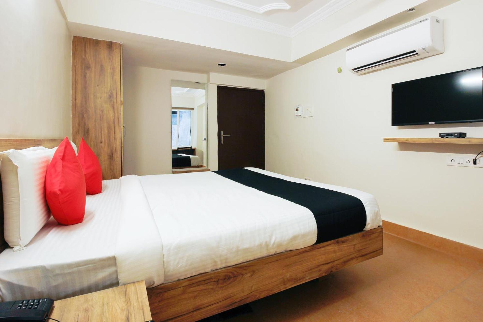 Capital O Sri Suprabhat Grand Near Kachiguda Railway Station 하이데라바드 외부 사진