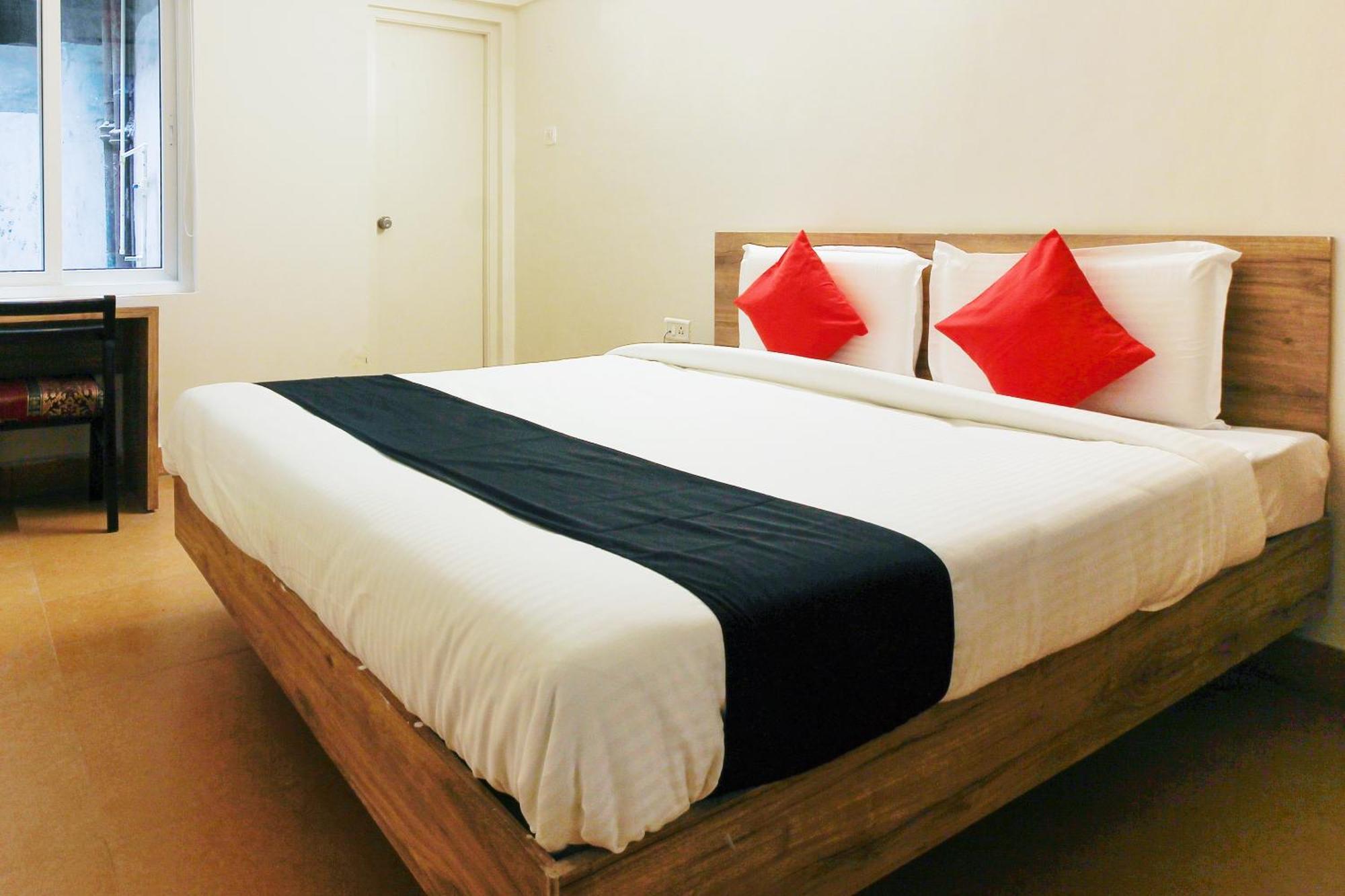 Capital O Sri Suprabhat Grand Near Kachiguda Railway Station 하이데라바드 외부 사진