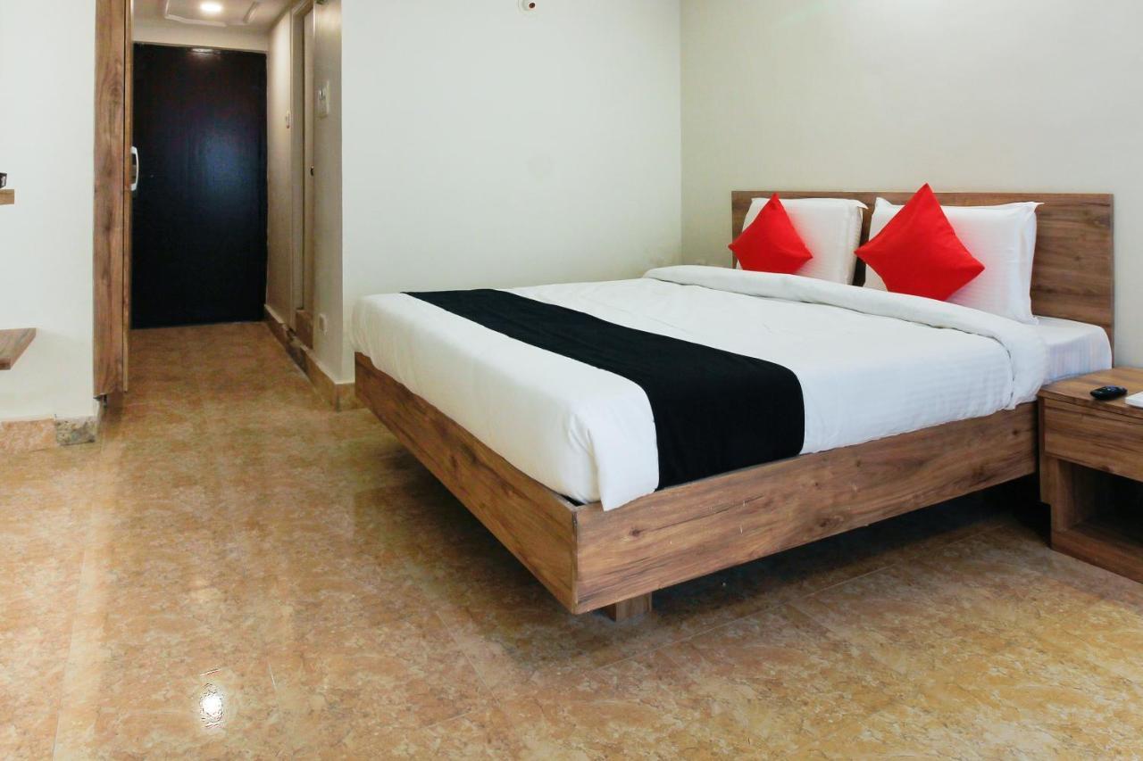 Capital O Sri Suprabhat Grand Near Kachiguda Railway Station 하이데라바드 외부 사진